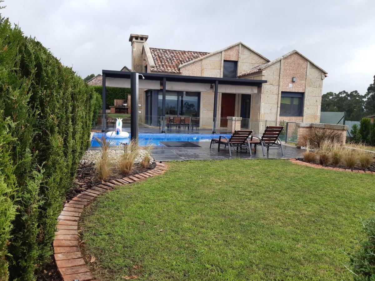 La Casa De Sofia En Tui Villa Bagian luar foto